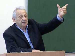 Мартовское признание любви Мартовское признание любви